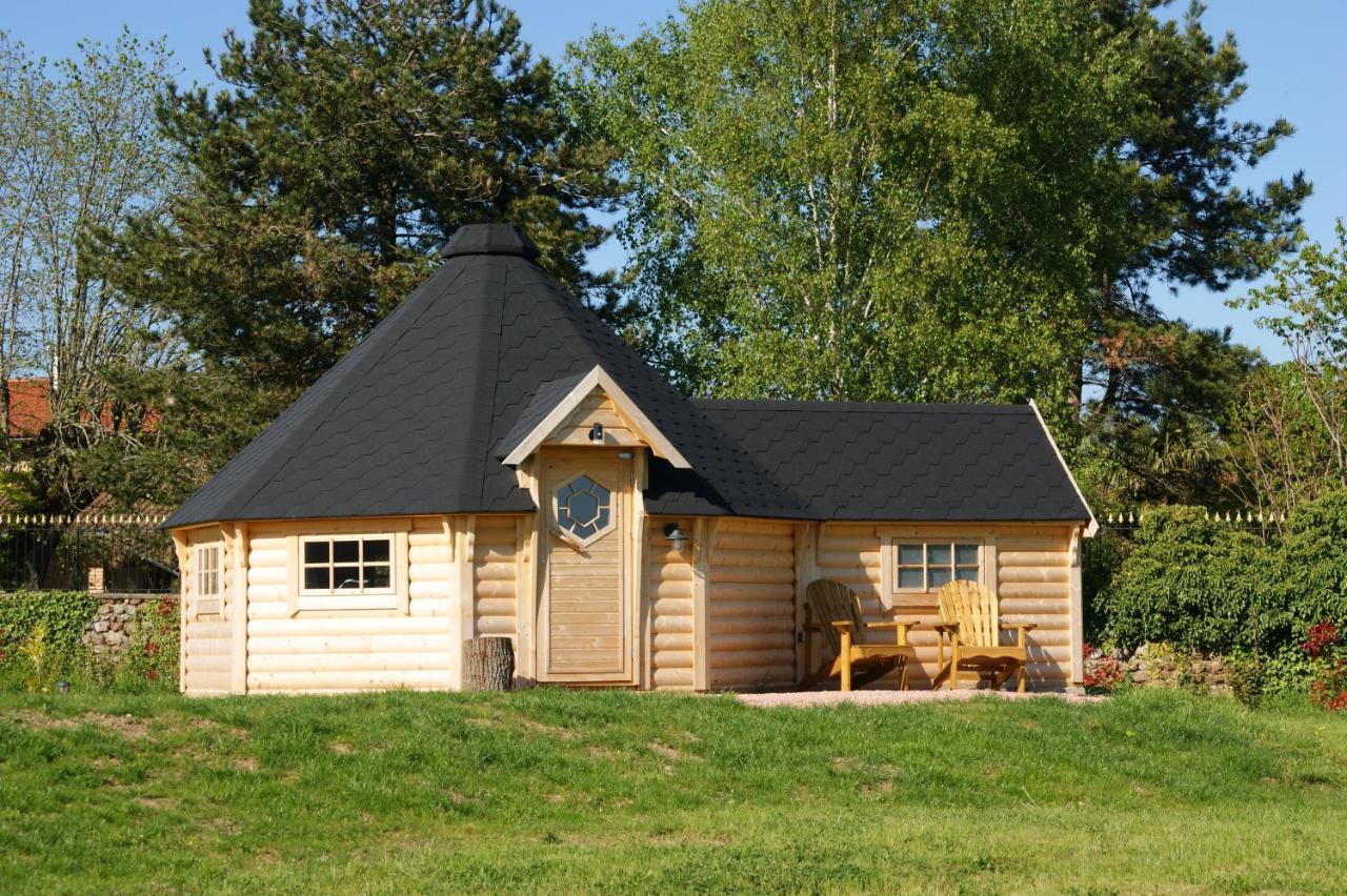 Les Cabanes Du Grand Nord Pradines  Exterior foto