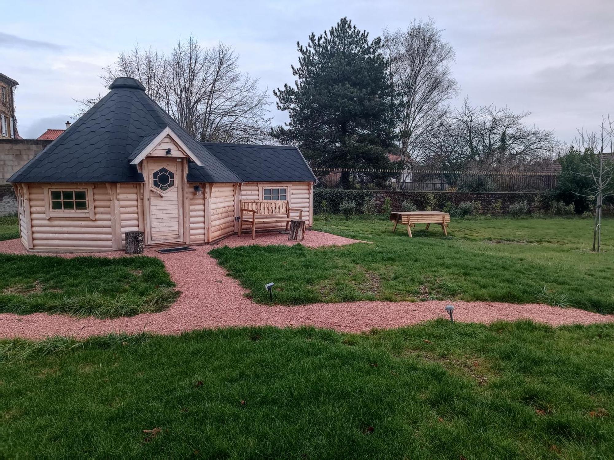 Les Cabanes Du Grand Nord Pradines  Exterior foto